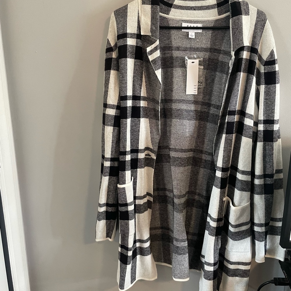 Elle Monochrome Checkered Cardigan